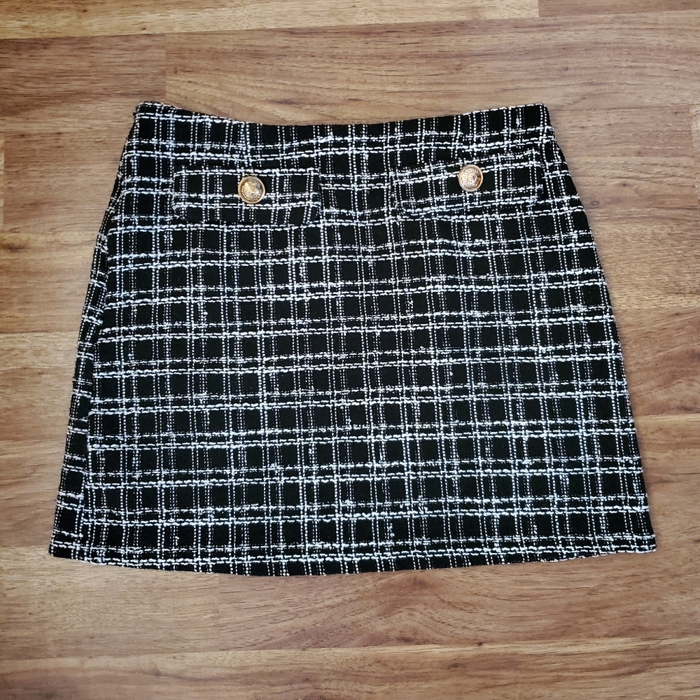 SHEIN Skirt Size Large Mini Black & White Knit